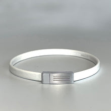Load image into Gallery viewer, Cruz Single Wrap Bracelet