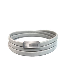 Load image into Gallery viewer, Cruz Triple Wrap Bracelet